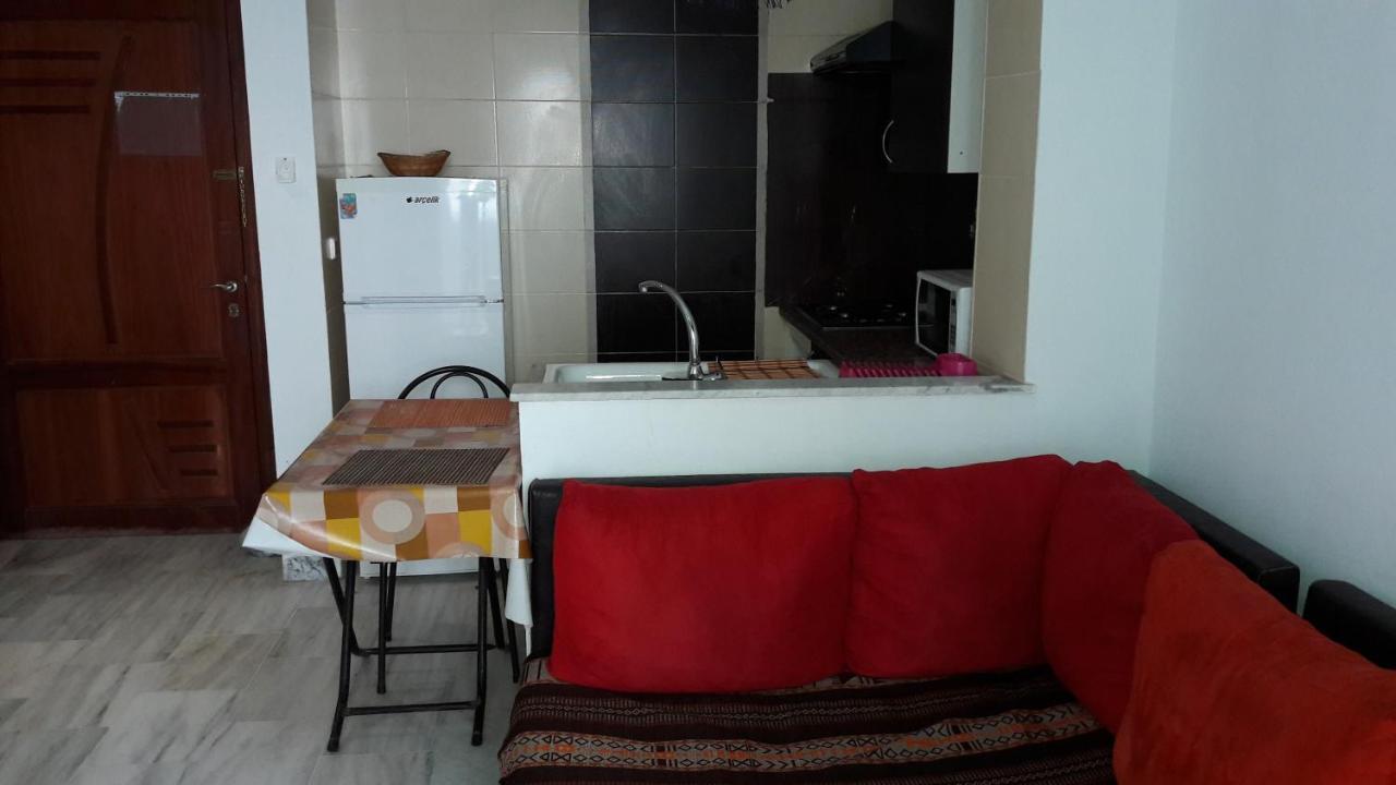 Palmeraies Tunis Apartment